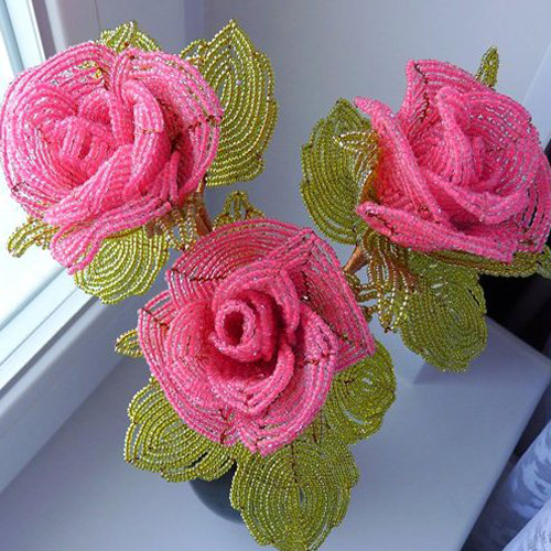Плетение цветов розы из бисера своими руками: пошаговая инструкция,мастер-класс