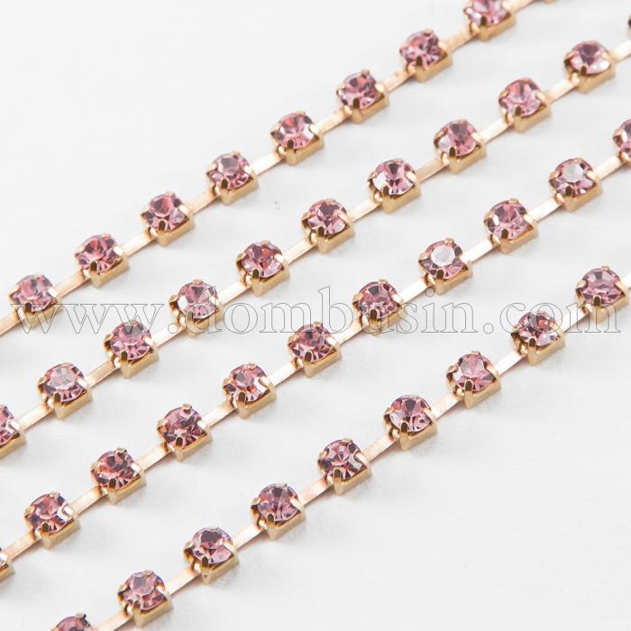 Стразовая Цепь Декоративная 2мм, Класс А, Цвет металла: Золото, Цвет Страз: Лайт Аметист, Ширина 2мм, около 360шт/1.1м, (УТ0029092)