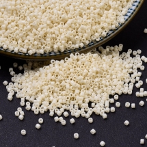 Бисер Японский MIYUKI Delica DB0732 11/0, Opaque Dark Cream, 1000шт/5г, (УТ100032413)