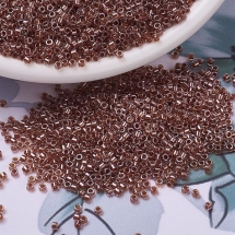 Бісер Японський MIYUKI Delica DB0915 11/0, Sparkling Ginger Lined Crystal, 2000шт/10г, (УТ100033331)