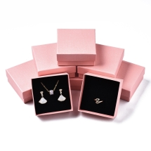 Подарочная Коробочка для Украшений, поролон внутри, Розовый, 7.4х7.4х3.2см, Внутри 6.9х6.9см, (УТ100033062)