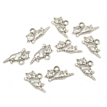 Кулон Кот, Металл, Цвет: Античное Серебро, Размер: 20х13х2мм, Отверстие 2мм, (УТ000006249)