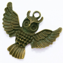 Кулон-Сеттинг Сова под Стразы, Металл, Цвет: Бронза, Размер: 42х49х5мм, Отверстие 4мм, Пригоден под Стразы 1~2мм. (УТ000006386)