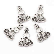 Кулон Заяц, Металл, Цвет: Античное Серебро, Размер: 25х18х2.5мм, Отверстие 2мм, (УТ000006450)