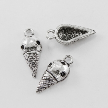 Кулон Мороженое, Металл, Цвет: Античное Серебро, Размер: 22.5х10х6мм, Отверстие 2мм, (УТ000006698)