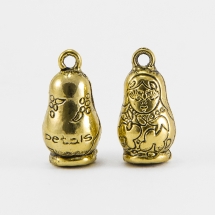 Кулон Матрешка, Металл, Цвет: Античное Золото, Размер: 25х12х12мм, Отверстие 3мм, (УТ000006715)