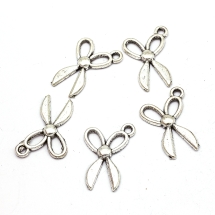 Кулон Ножницы, Металл, Цвет: Античное Серебро, Размер: 20х13х2мм, Отверстие 2мм, (УТ000006820)