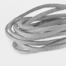 Шнур Замшевый, Цвет: Серебристый, Размер: 3х1мм, (УТ000006035)