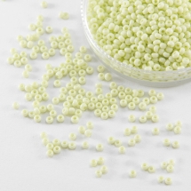 Бісер 03252 Чеський Preciosa 10/0, Солгель Пофарбований SDC, Зелений, Круглий, (УТ0010439)