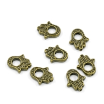 Бусины-рамки Металлические, Рука Фатимы, Цвет: Бронза, Размер: 15.5х13х3мм, Отверстие 1мм, Размер: внутри 5мм, (УТ100007469)