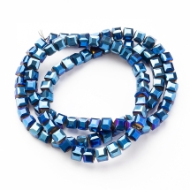 Бусины Гальваника Стекло, Кубики Граненые, Цвет: Синий, Размер: 6х6х6мм, Отв-тие 1мм, около 95шт/60см/нить, (УТ100009280)