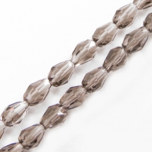 Намистини Скло Крапля, Непрозорі, Грановані, Колір: Світло-сірий, Розмір: 6х4мм, Отв-тя: 1мм, близько 72шт / 43см / нитка, (УТ100012870)