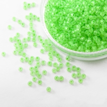 Бісер 08756 Чеський Preciosa 10/0, Матовий Забарвлення з Середини CTCM, Зелений, Круглий, (УТ100016225)