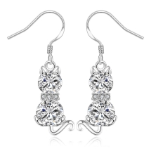 Серьги-подвески, Латунь + Фианиты, Кошка, Цвет: Серебро, Размер: 35х10мм, (УТ100022270)