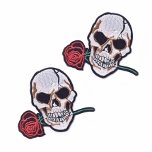 Нашивка на Одяг, Вишита нашивка, Термонаклейка, Аплікація, Череп з Розою, Розмір: 86x96x1.5мм, (УТ100023461)