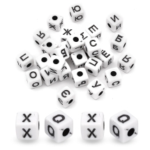 Намистини Акрилові Російський Алфавіт, Кубики, Колір: Білий, Розмір: 10х10х10мм, Отвір 3.5мм, близько 27шт/25г, (УТ100024800)