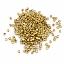 Бусины-разделители Пластиковые ССВ, Кубик, Цвет: Светлое золото, Размер: 3х3х3мм, Отв-тие 1.5мм, около 330шт/50г, (УТ100030373)