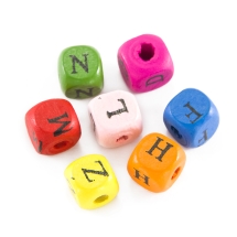 Бусины Деревянные Окрашенные, Кубики, Микс Букв, Цвет: Разноцветный, Размер: 10х10х10мм, Отв-тие 3мм, около 55шт/25г (УТ000004317)